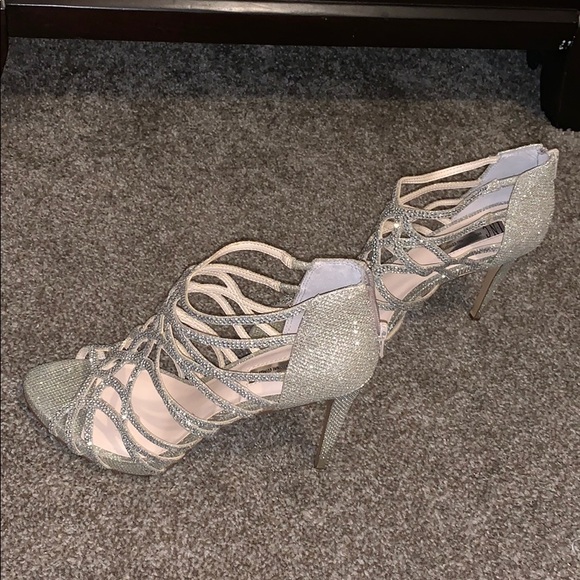 INC sparkly heels size 9 - Picture 4 of 4